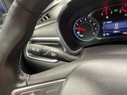 Used 2022 Chevrolet Equinox LT image 19