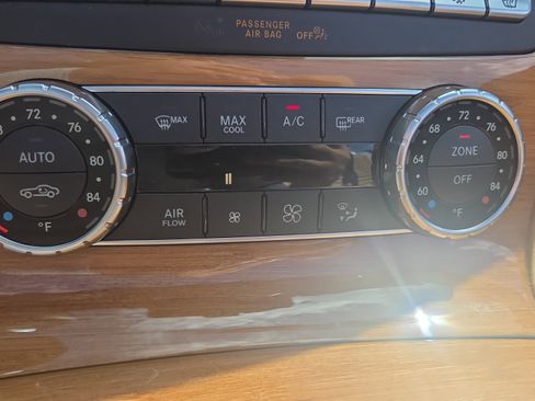 Used 2017 Mercedes-Benz SL 450 image 27