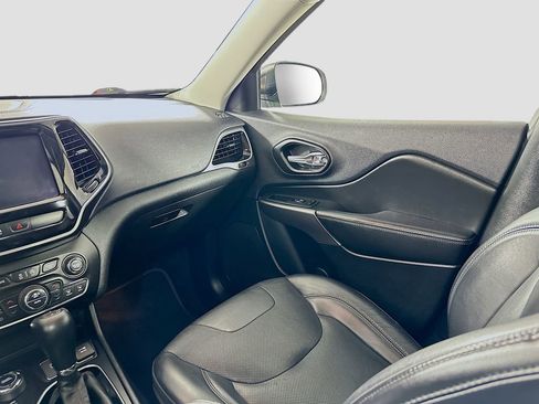 Used 2019 Jeep Cherokee Limited AWD/4WD image 22