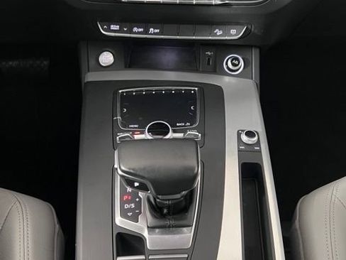 Used 2018 Audi Q5 2.0T Premium AWD/4WD image 27