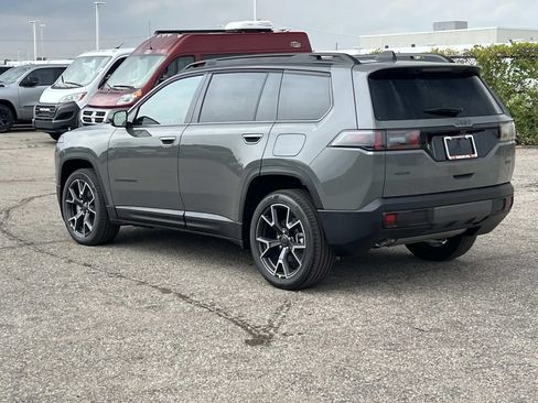 New 2026 Jeep Cherokee Overland AWD/4WD image 4