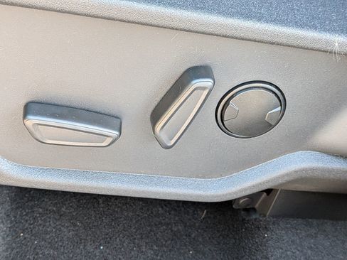 New 2025 Ford Bronco Badlands image 19