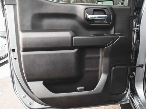 Used 2022 Chevrolet Silverado 1500 Custom Trail Boss image 11