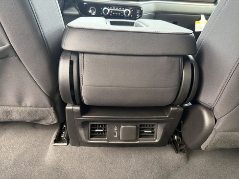 Certified 2023 GMC Sierra 1500 Elevation image 24