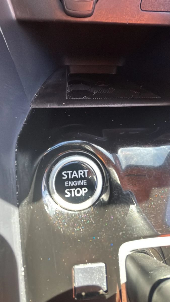 Used 2024 Nissan Versa SV FWD image 18