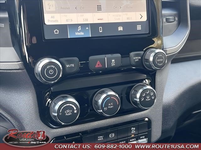 New 2026 RAM 5500 Tradesman w/ Chrome Appearance Group AWD/4WD image 18