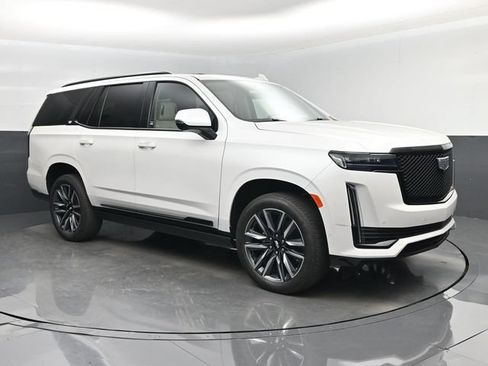 Used 2024 Cadillac Escalade Sport Platinum RWD image 1