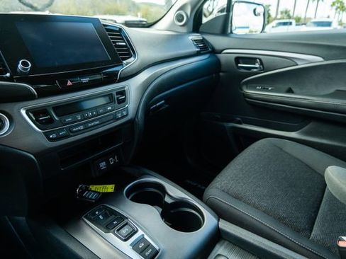 Certified 2023 Honda Ridgeline Sport image 13