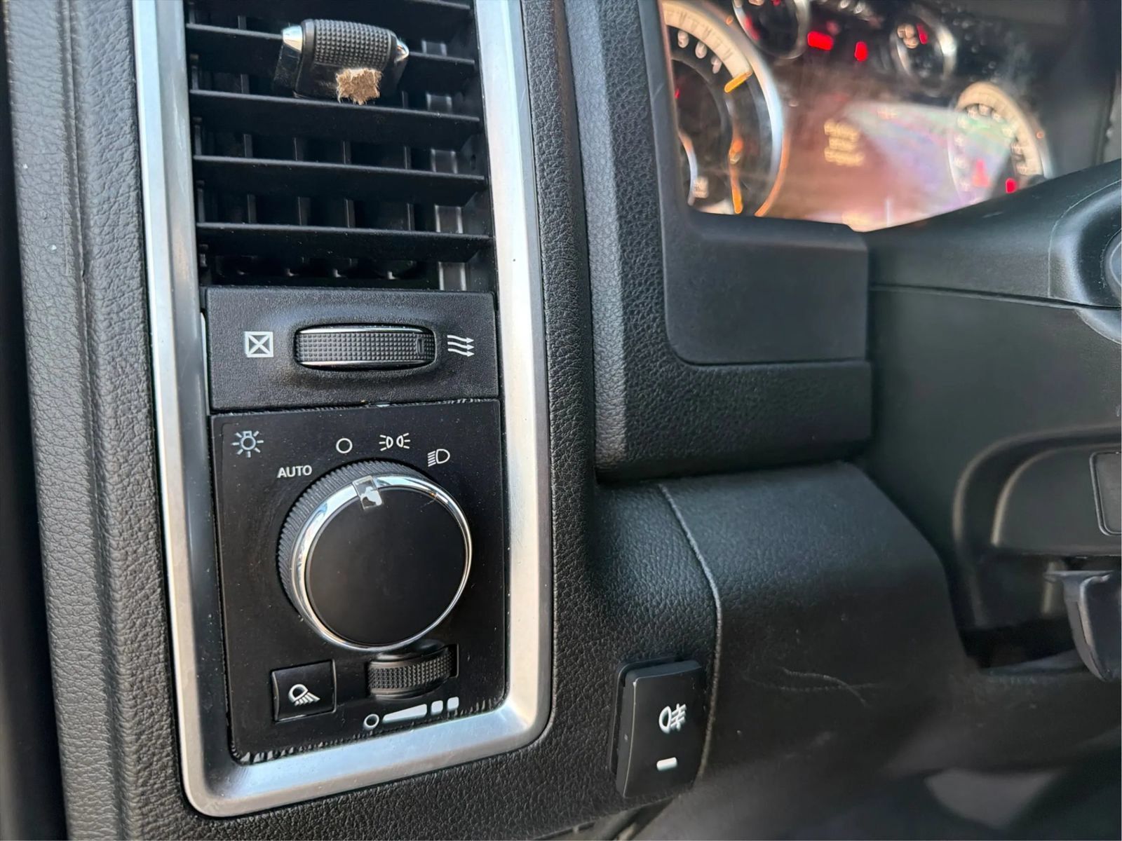 Used 2021 RAM 1500 Warlock w/ Electronics Group RWD image 22