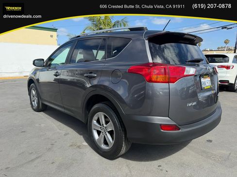 Used 2015 Toyota RAV4 XLE FWD image 7