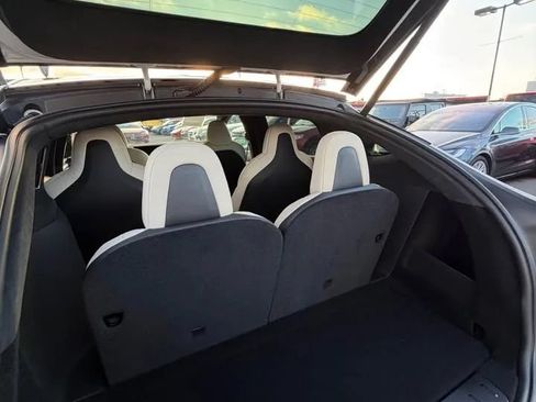 Used 2026 Tesla Model X AWD/4WD image 14
