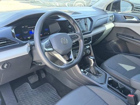 Used 2023 Volkswagen Taos SE FWD image 12