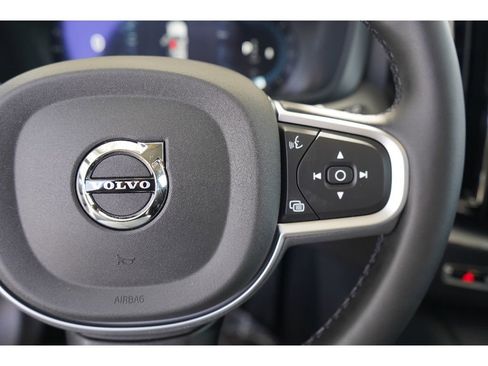 New 2025 Volvo XC60 B5 Core w/ Climate Package image 13