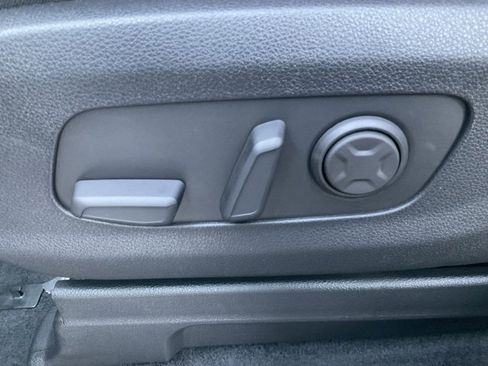 New 2026 Kia Carnival SX image 40