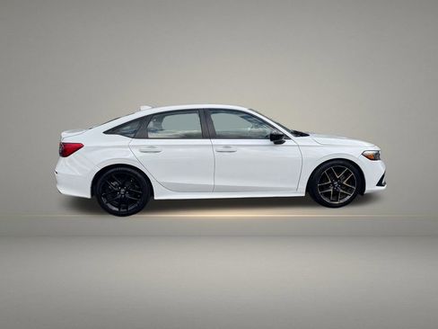 Used 2023 Honda Civic Sport image 6