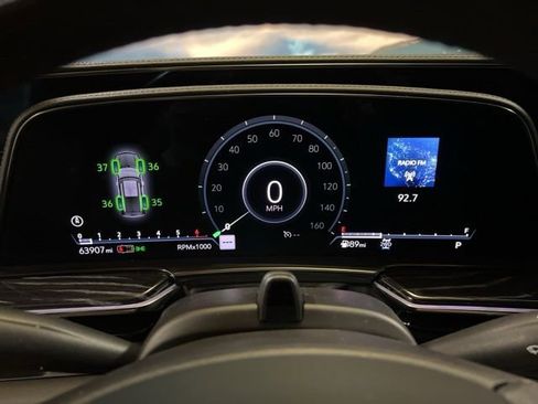 Used 2023 Cadillac Escalade ESV Sport image 40