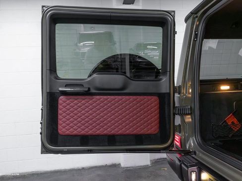 Used 2023 Mercedes-Benz G 63 AMG 4MATIC image 11