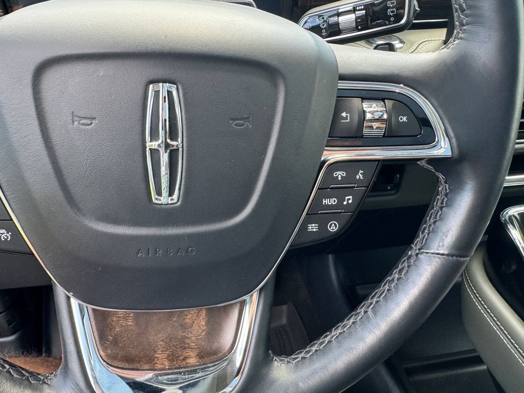 Used 2024 Lincoln Navigator Black Label AWD/4WD image 25
