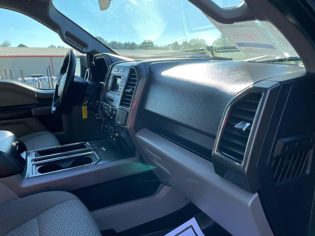 Used 2017 Ford F150 XLT w/ Equipment Group 301A Mid AWD/4WD image 18