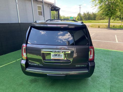 Used 2016 GMC Yukon XL Denali w/ Open Road Package AWD/4WD image 6