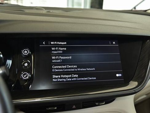 Used 2021 Buick Envision Essence image 24