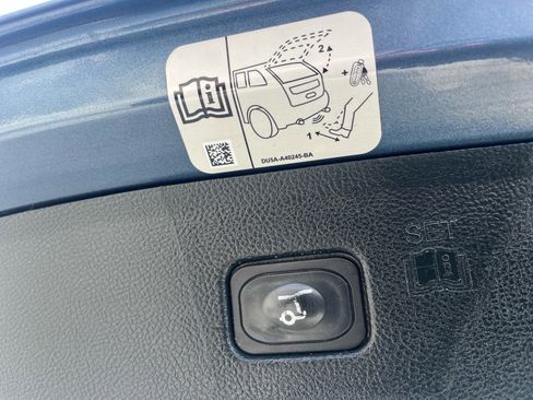 Used 2018 Ford Edge Titanium w/ Equipment Group 302A image 21