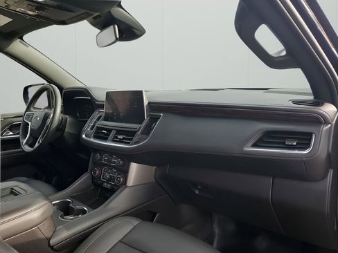 Used 2024 Chevrolet Tahoe Z71 w/ Z71 Off-Road Package image 14