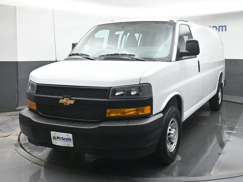New 2026 Chevrolet Express 2500 image 17