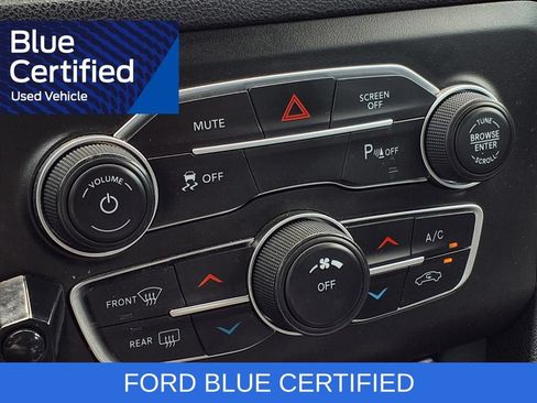 Used 2021 Dodge Charger SXT w/ Driver Convenience Group RWD image 27