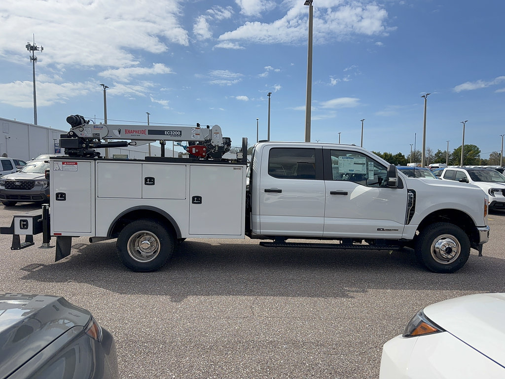 New 2026 Ford F350 XL w/ XL Chrome Package AWD/4WD image 5