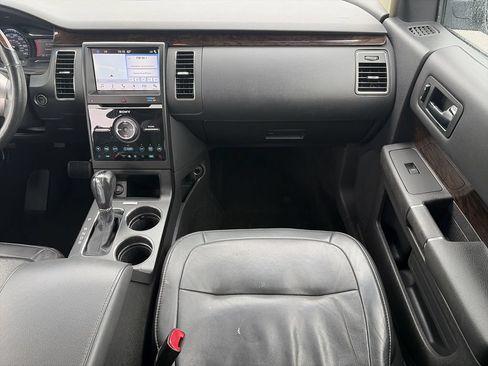 Used 2019 Ford Flex Limited w/ Equipment Group 301A AWD/4WD image 8