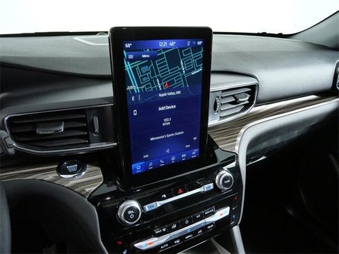 Certified 2023 Ford Explorer Limited w/ Limited Technology Package image 18