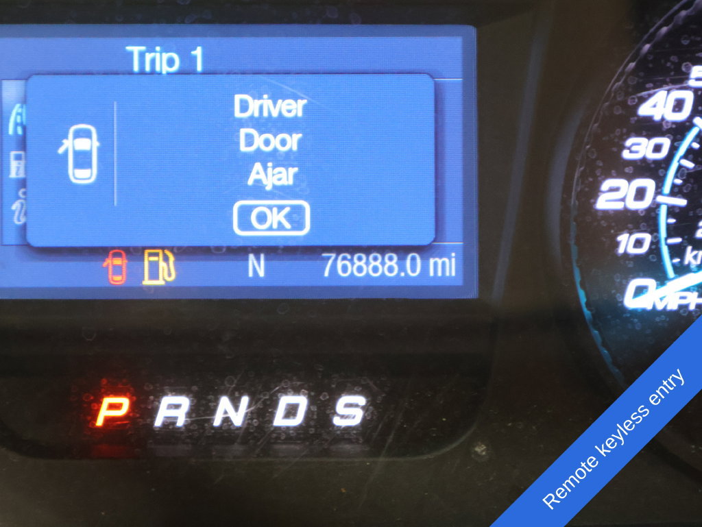 Used 2019 Ford Taurus SE FWD image 4
