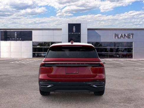 New 2026 Lincoln Nautilus Premier AWD/4WD image 5