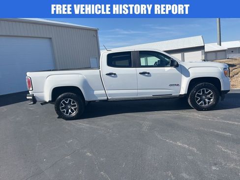 Used 2021 GMC Canyon AT4 image 3