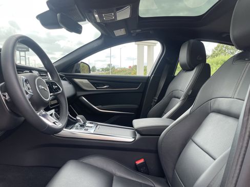 Used 2024 Jaguar XF R-Dynamic SE image 13