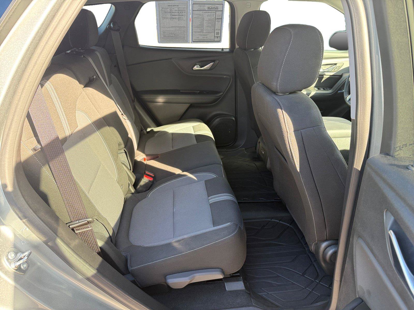 Used 2024 Chevrolet Blazer LT w/ Convenience Package FWD image 24