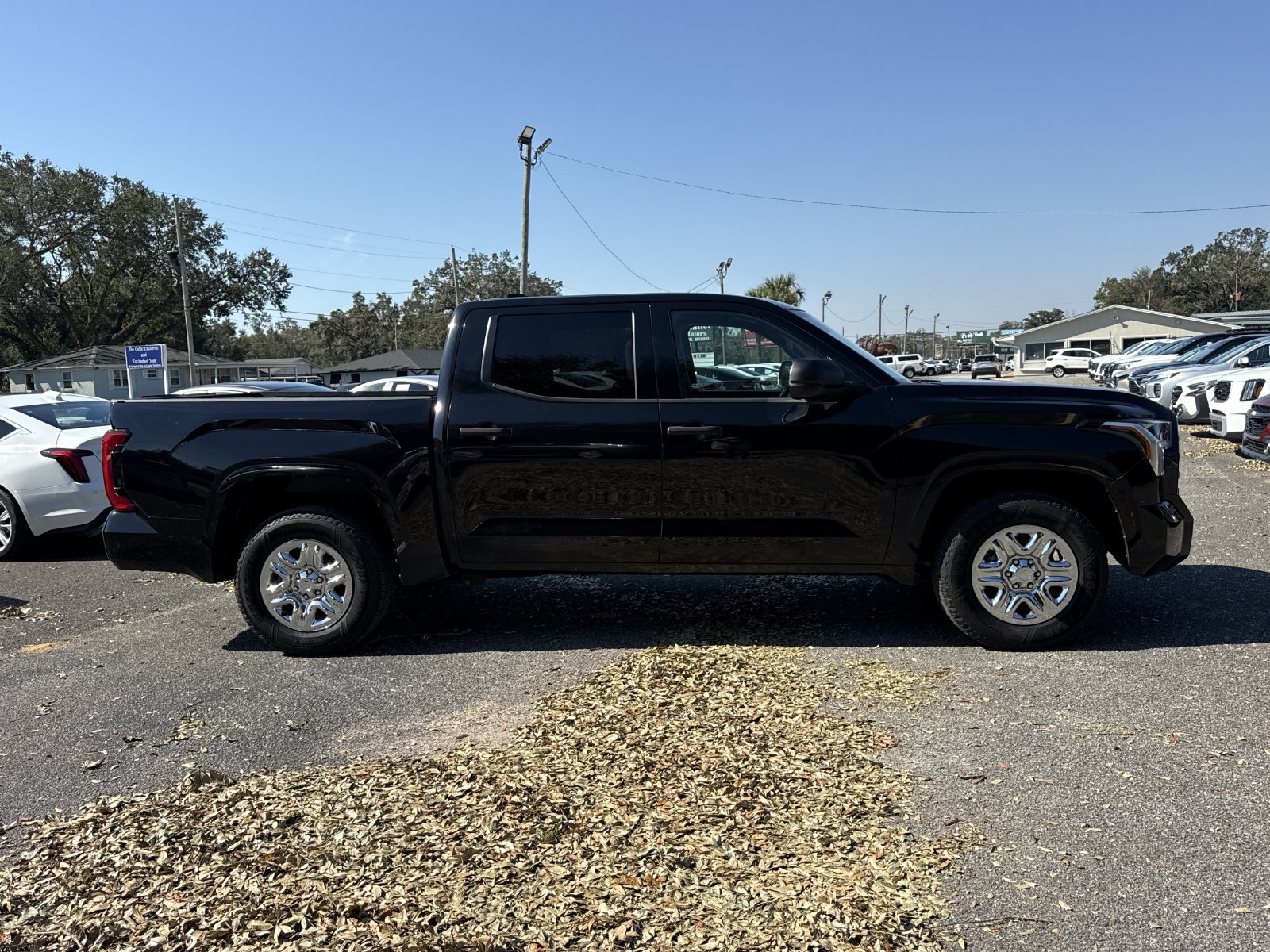 Used 2022 Toyota Tundra SR w/ SR Tow Package RWD image 7