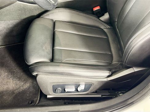 Certified 2022 BMW 330i xDrive 330i xDrive w/ Premium Package image 19