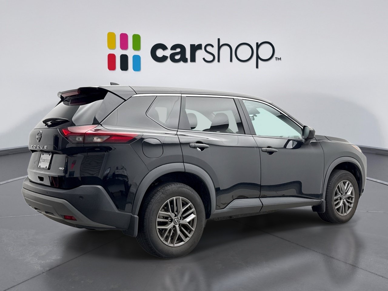 Used 2023 Nissan Rogue S AWD/4WD image 5