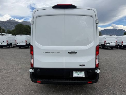 Used 2024 Ford Transit 250 148 Medium Roof RWD image 4