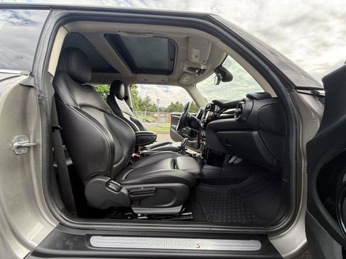 Used 2020 MINI Cooper S FWD image 19