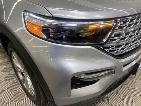 Used 2023 Ford Explorer Limited image 5