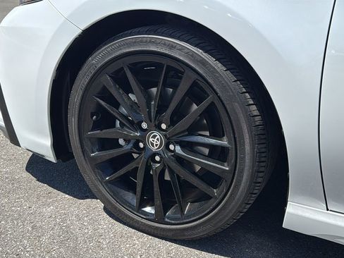 Used 2022 Toyota Camry XSE w/ Navigation Package FWD image 10