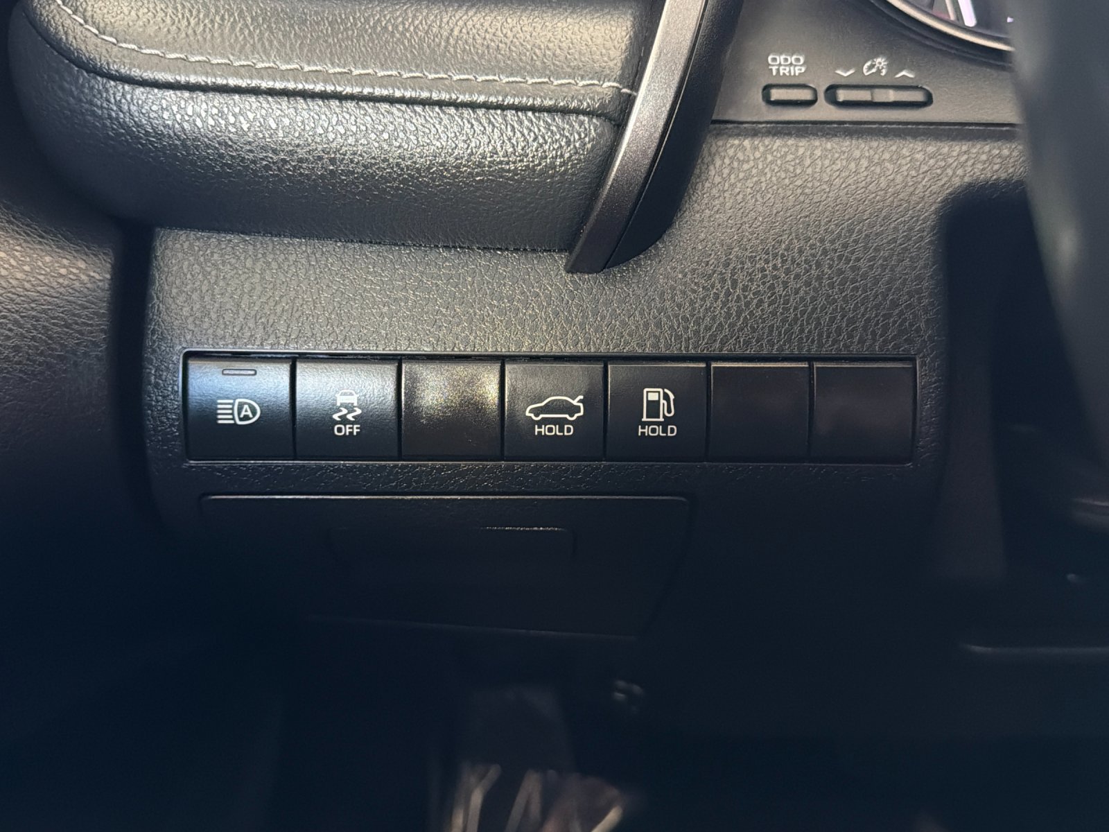 Used 2024 Toyota Camry SE FWD image 25