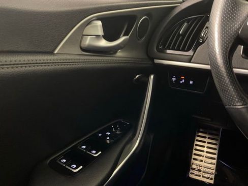 Used 2021 Kia Stinger GT image 19