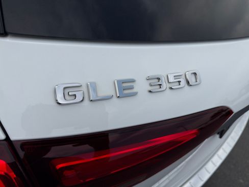Used 2024 Mercedes-Benz GLE 350 4MATIC image 24