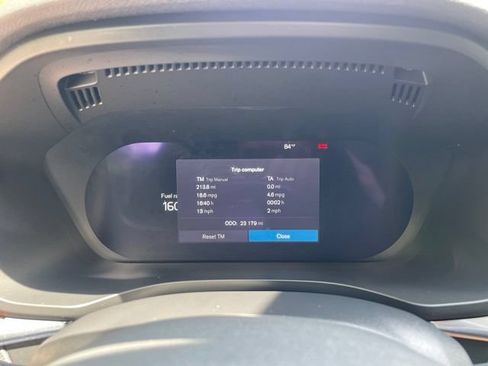 Certified 2023 Volvo XC60 B5 Plus w/ Climate Package AWD/4WD image 18