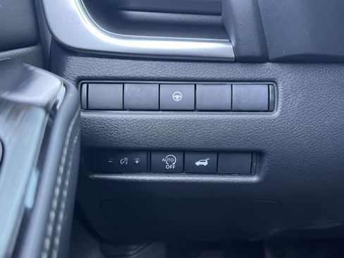 New 2026 Nissan Rogue SV image 12