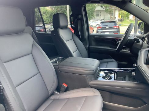 New 2025 Chevrolet Tahoe LT w/ Comfort Package image 15